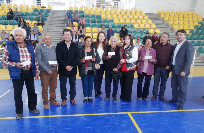 Peque Os Agricultores Y Crianceros De Andacollo Son Favorecidos Con