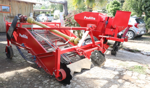 Maquinaria agrícola cooperativa Tirúa 2